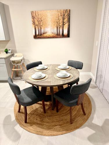 "Explore Disney, Universal & More! Cozy Auburndale Home for Your Florida Adventure!" in Auburndale (Florida)