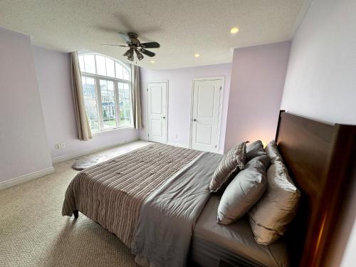 3500 SqFt - Modern and Comfort - 4 BDRM Getaway - Relax - Unwind - Explore - Near Airport & Toronto Downtown, Brampton (foto 5)