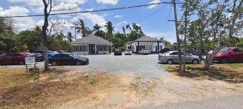 ทัศนียภาพภายนอกโรงแรม, Homestay Cheq Gu 747 in อาเยอร์ฮิตัม