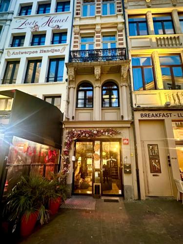 Luxury Suites Historic Center by Rikas Hotels 2