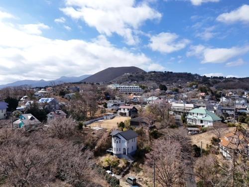 Suite Villa Izukogen Mikanno-Hanasaku-Shiroiie