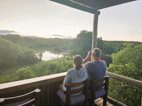 Kingfisher Creek Safari Lodge