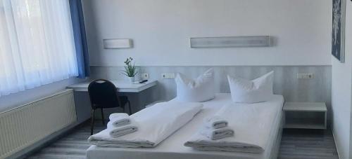 Central-Hotel Tegel Room Type - Standard Double Room