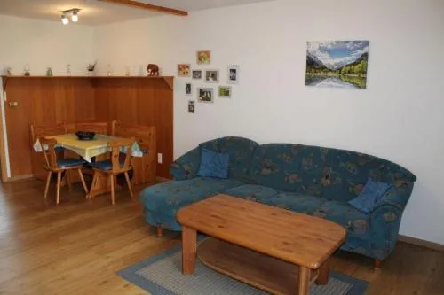 Ferienhaus Nr 66, Kategorie Komfort, Feriendorf Hochbergle, Allgäu in Lechbruck, Deutschland