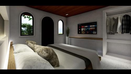 Deluxe Suite image 2