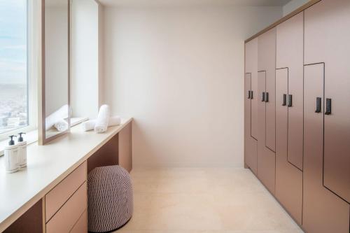 The Hotel Brussels - image 2