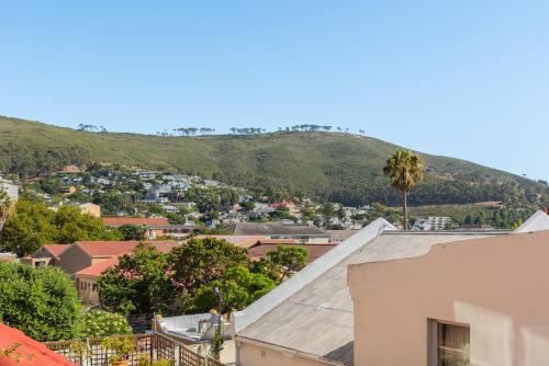 1 Hillendale - image 2