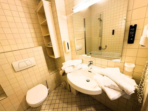 Xenios Apartments Frankfurt Westend 721m von Holzhausenschlösschen entfernt