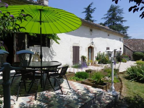 Iekārtas, Séjour authentique-Piscine Privée Chauffée- Spa et Nature (Sejour authentique-Piscine Privee Chauffee- Spa et Nature) in Beauville