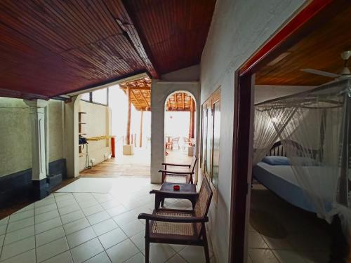Surfing Beach Guest House in Hikaduva