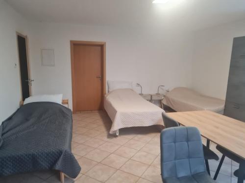 FeWo Wlodarek in วีห์ล