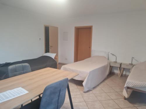 FeWo Wlodarek in วีห์ล