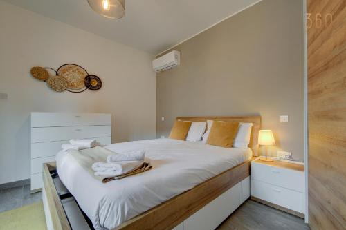 Penthouse in Mosta with city views & terrace by 360 Estates, Mosta (fotografie 4)