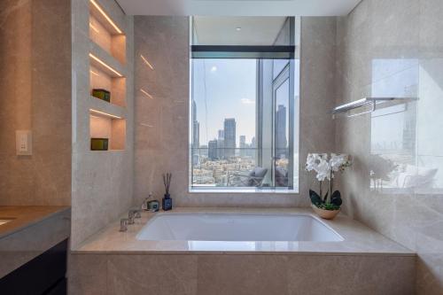 Ultra Luxury Penthouse at Il Primo, Dubai (photo 10)