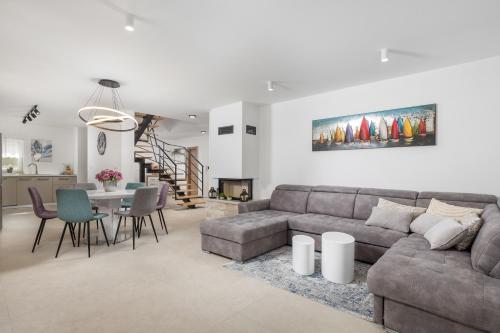 Romantic villa with pool, surrounded by nature - ID 2507 - by TRAVELER tourist agency Krk in Malinska