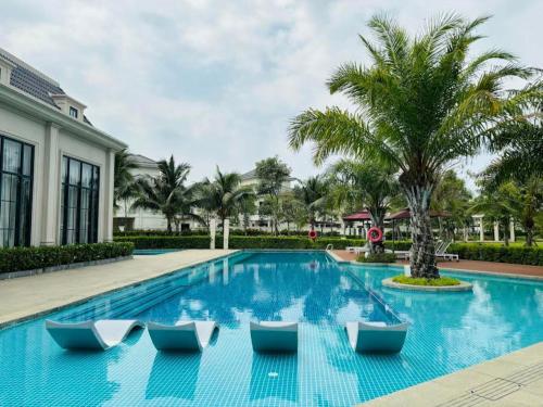 Thong Dong Homestay - Swanbay - 수영장