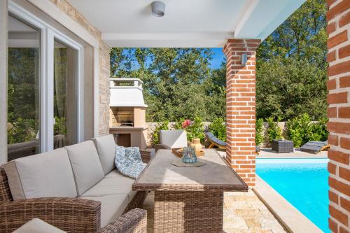 Romantic villa with pool, surrounded by nature - ID 2507 - by TRAVELER tourist agency Krk in Malinska