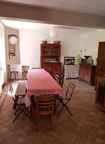 Moulin de Moucheny in Chateau-Landon
