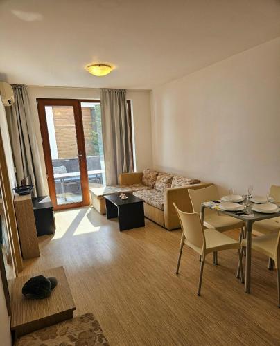 Двустаен апартамент Поморие in Pomorie