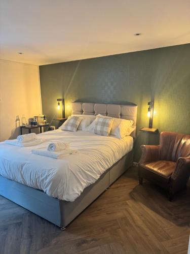 The London Inn - image 7
