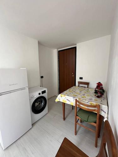 Casa HOST Roma , fontana candida Metro c, vicino Tor Vergata, Rome (photo 6)