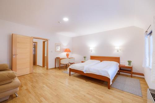 Pri Žabarju Bed & Breakfast Ljubljana, Ljubljana (photo 6)