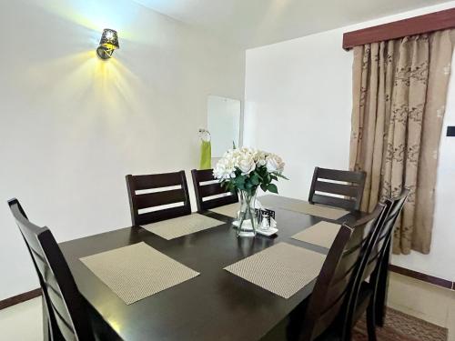 Milimani Suites With Pool, GYM, Secure Parking in ナクル