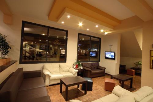 Hotel Sierralago - image 2