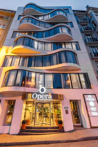 Opera Hotel - image 4