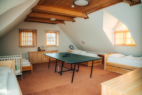 Chata Preveľkô - Chaty Rozprávkovo (Chata Prevelko - Chaty Rozpravkovo) in สตาราเลสนา