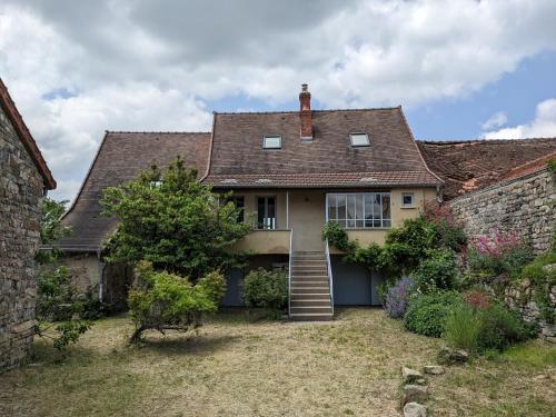 Maison des Vignes gîte à louer Culles-les-Roches
