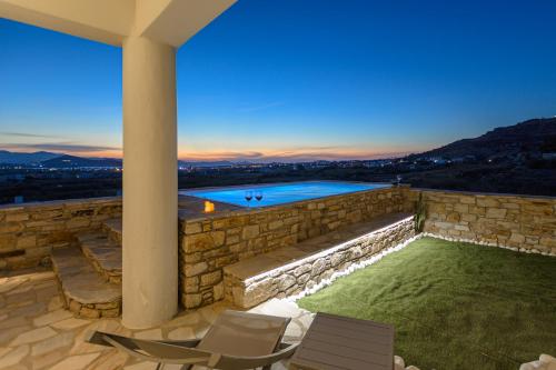 Swimming pool, Villa Bazeos in Agkidia