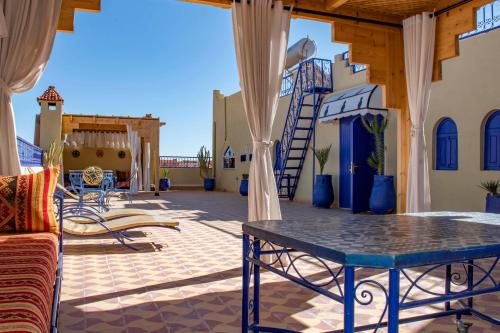 陽台/露台, Le Petit Riad Maison d'hôtes (Le Petit Riad Maison d'hotes) in 瓦爾紮紮特機場