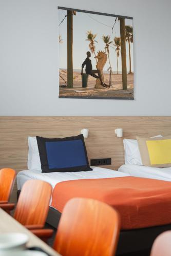 Corner Hotel - image 2