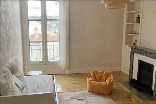 Beau T2 - Vue sur les monuments - Location saisonnière - Le Puy-en-Velay