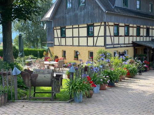 Dārzs, Hotel Olbernhau mit Sauna - Kleines Landhotel zur Ofenschenke in Pfaffroda