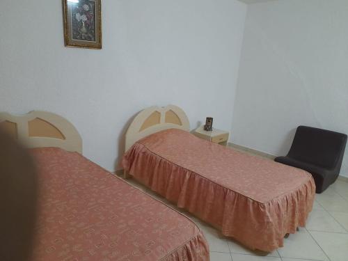 Lovely, Cosy Apartment - G Floor- Spacious, Pool