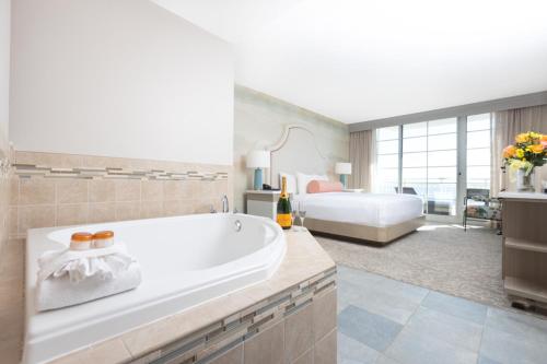 Ocean Club Hotel 2