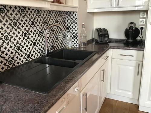 Chez Sonia in Granville