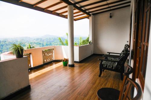Mountain Bliss Villa Peradeniya - image 2