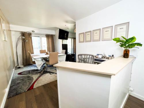 Facilities, EDEN APPART - 3 PIECES - 6 PERS dans une residence calme in Avenue de la Liberation