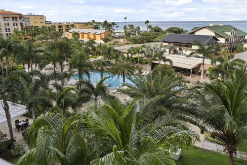 Beach View - Beach Royale 2BR condo - LV406 - image 3