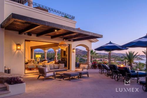 Two Neighboring Villas Fully Staffed in Villas Del Mar, Swimmable Beach!