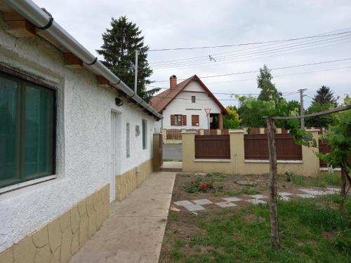 GALAMBLAK Vendeghaz in Abaújszántó