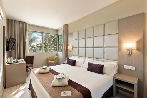 Hotel Front Maritim in El Poblenou