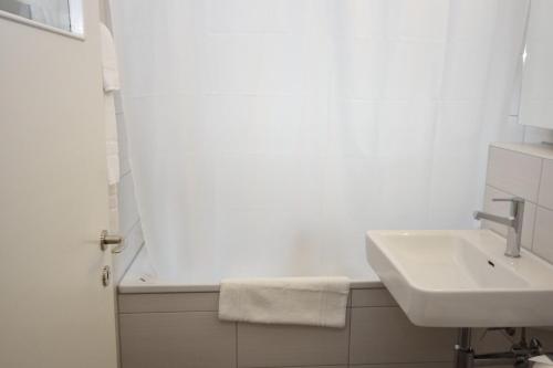 Cozy studio in the city center - Mill 532, Zúrich (foto 9)