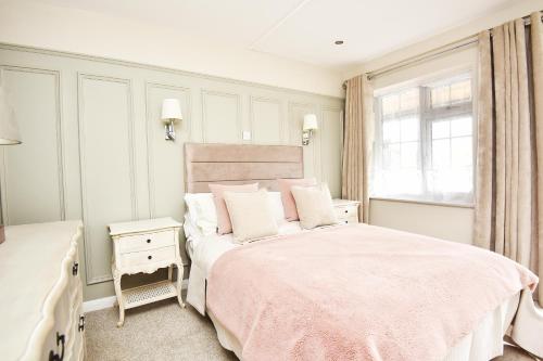 Chequers Inn - image 11