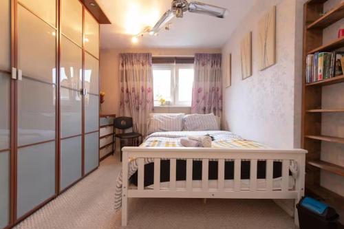 3bedroom Sleeps8 Parking FamilyFriendly NearExcel, Londyn (zdjęcie 3)