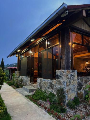 Cabaña del Bosque (Cabana del Bosque) in Eloxochitlán