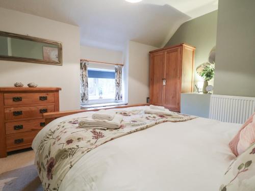 Daisy Cottage Matlock - image 10